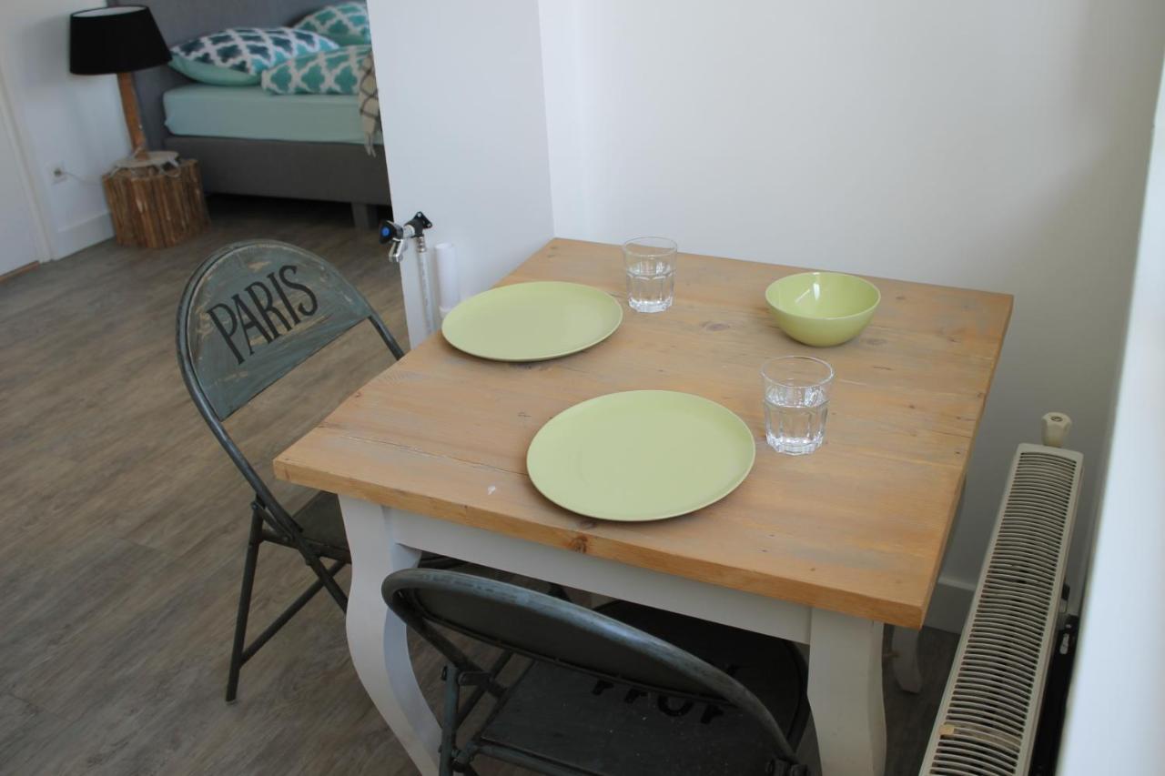 Apartment Hoornweg Rotterdam Pokoj fotografie